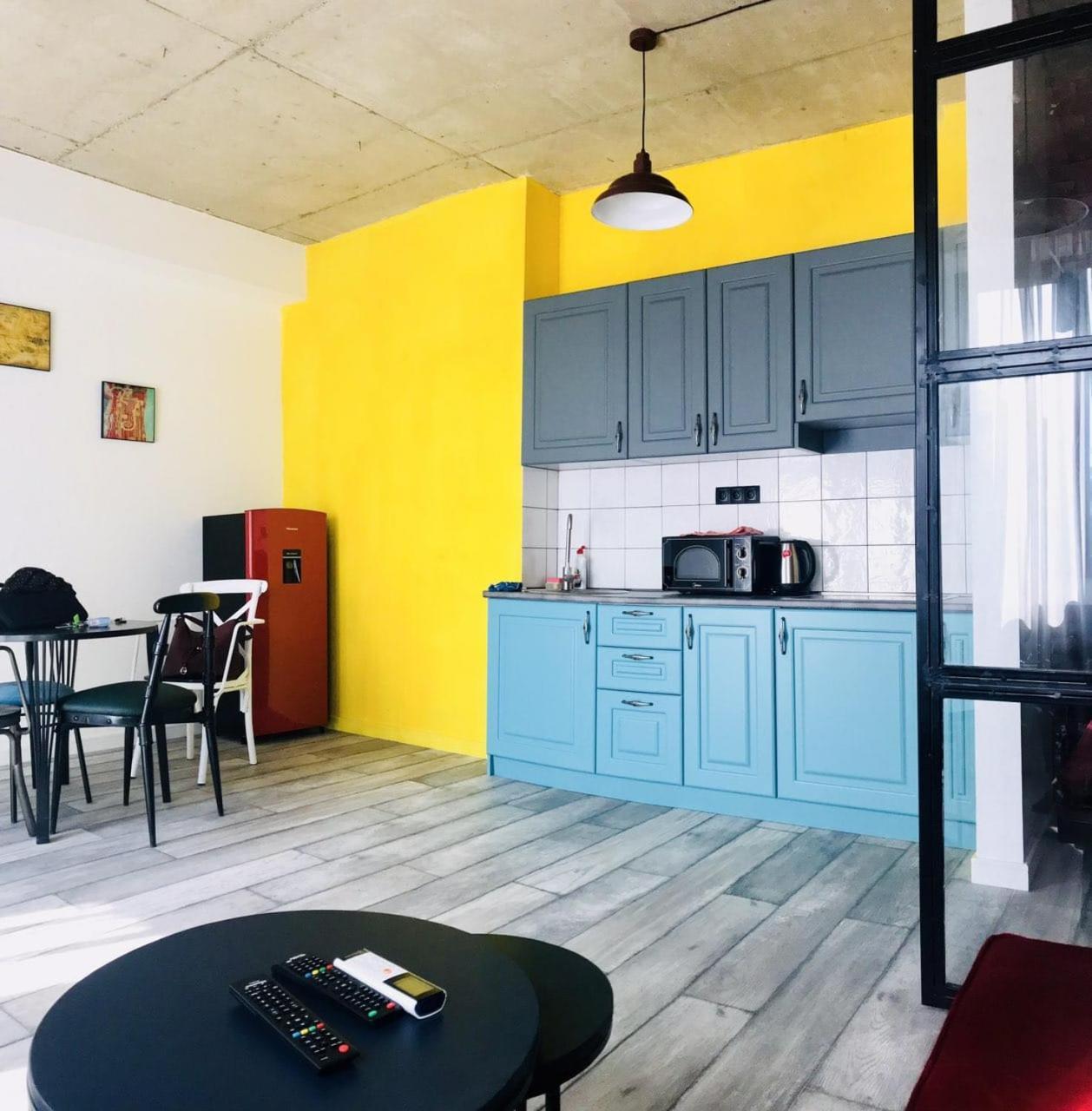 City Center Apartments By Happy Place Тбілісі Екстер'єр фото