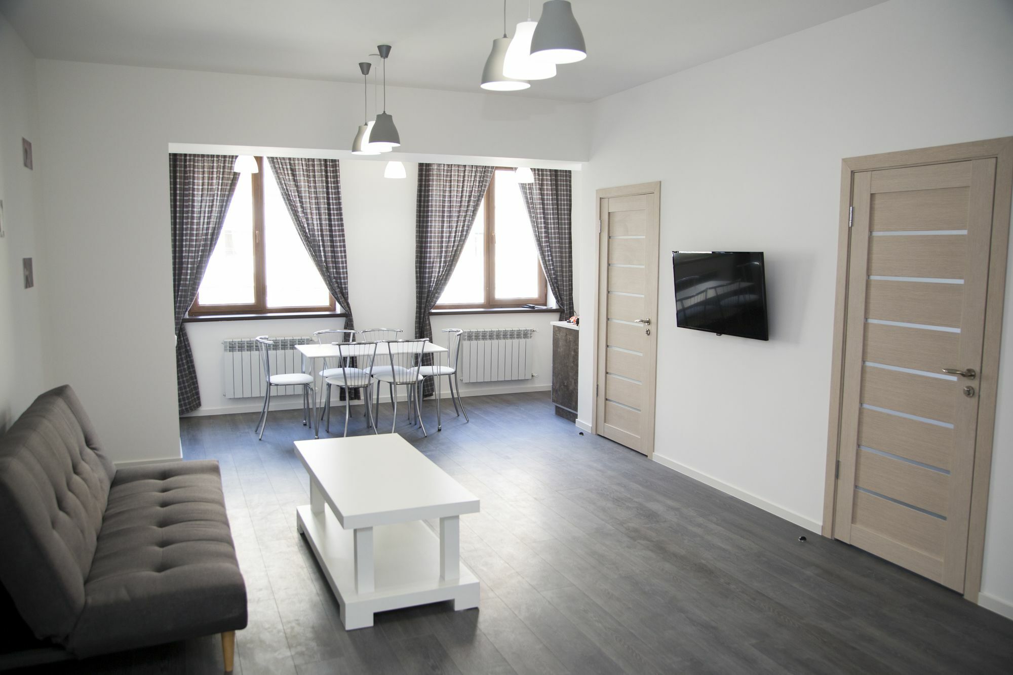 City Center Apartments By Happy Place Тбілісі Екстер'єр фото